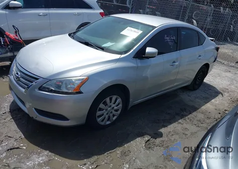 2015 Nissan Sentra S z USA, uszkodzony, nr VIN 3N1AB7AP3FY330557